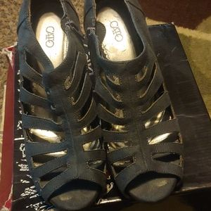 Space gray dress shoes size 9w